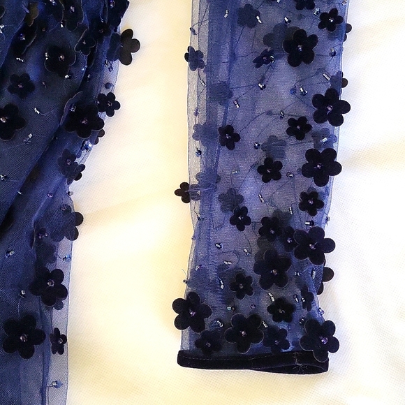 Mac Duggal Floral Velvet Embellished Fit And Flare Cocktail Dress - Picture 7 of 9